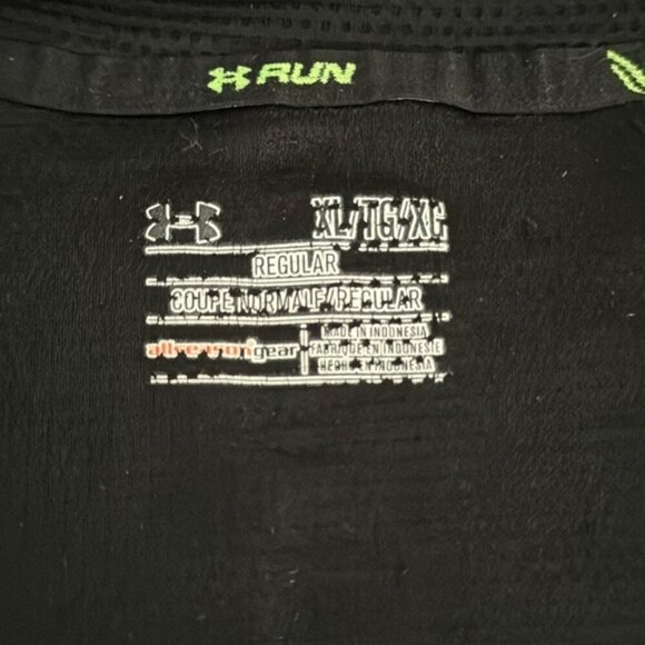 Under Armour Run Extra Large Black Active Sweater - Picture 4 of 8